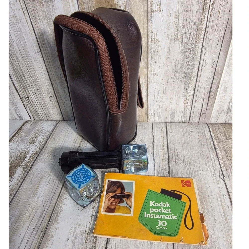 Vintage Kodak Pocket Instamatic 30 Camera Case Manual and GE Magicube Flash Set